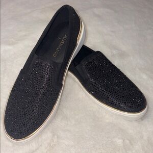 Andiamo Black Studded Embellished Womens Slip On Shoes Gold Accents Size 6.5
